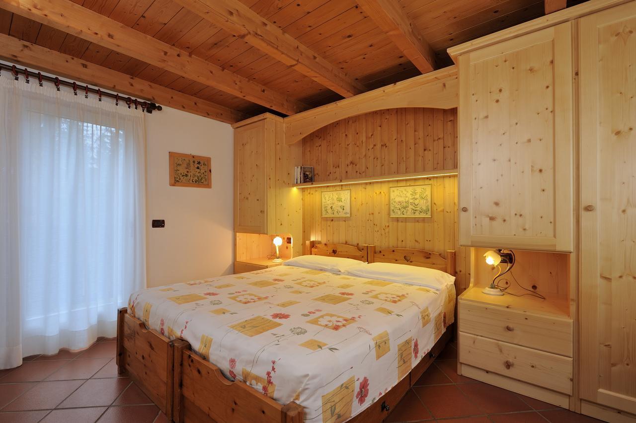 Chalet Dei Pini Madonna di Campiglio Exterior photo
